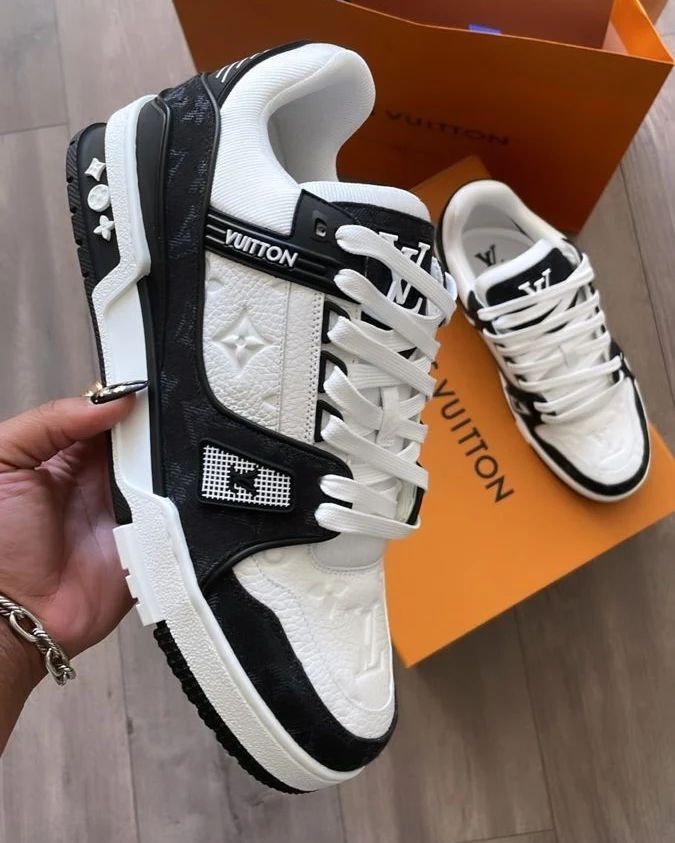 Authentic Brand new in box Louis Vuitton Trainer Sneakers PREORDER